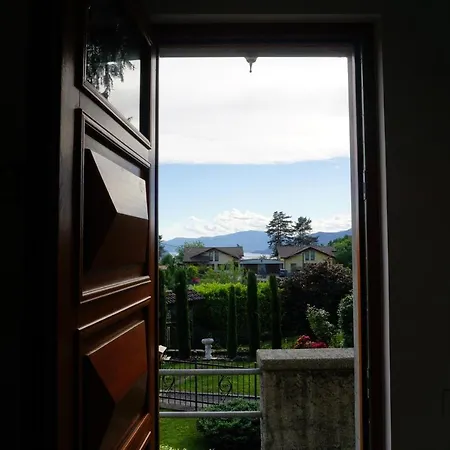 Cristina Villa Luino